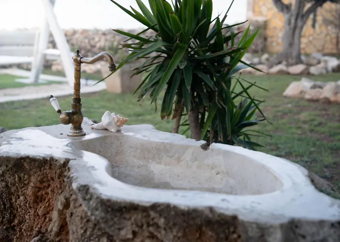 Garden Brac