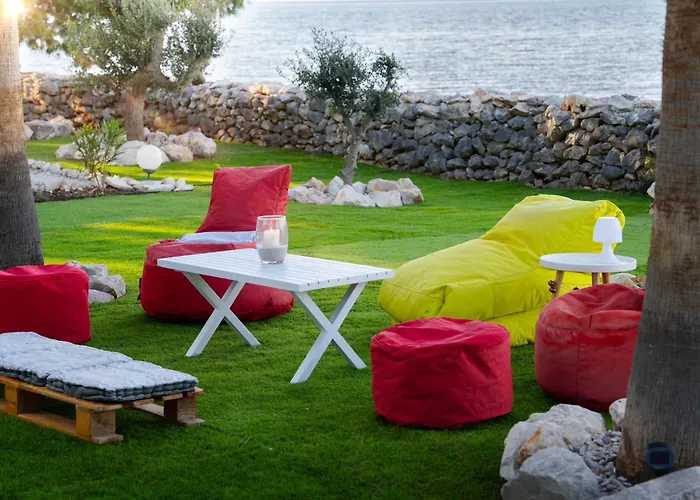 Garden Brac *