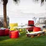 Garden Brac Mirce