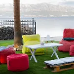 Garden Brac Mirce