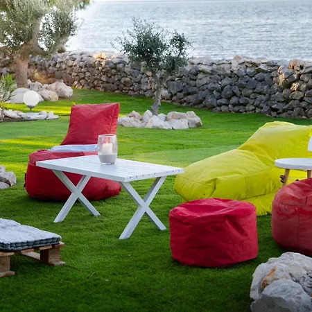 Garden Brac *