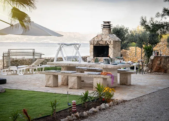 Garden Brac Mirca (Brac)